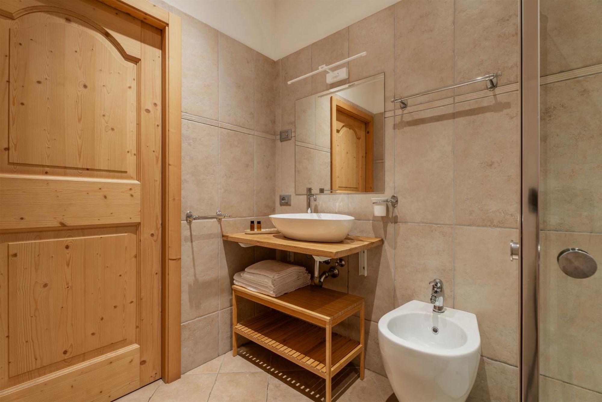 Pietra Rara Apartments Пиетрамурата Екстериор снимка