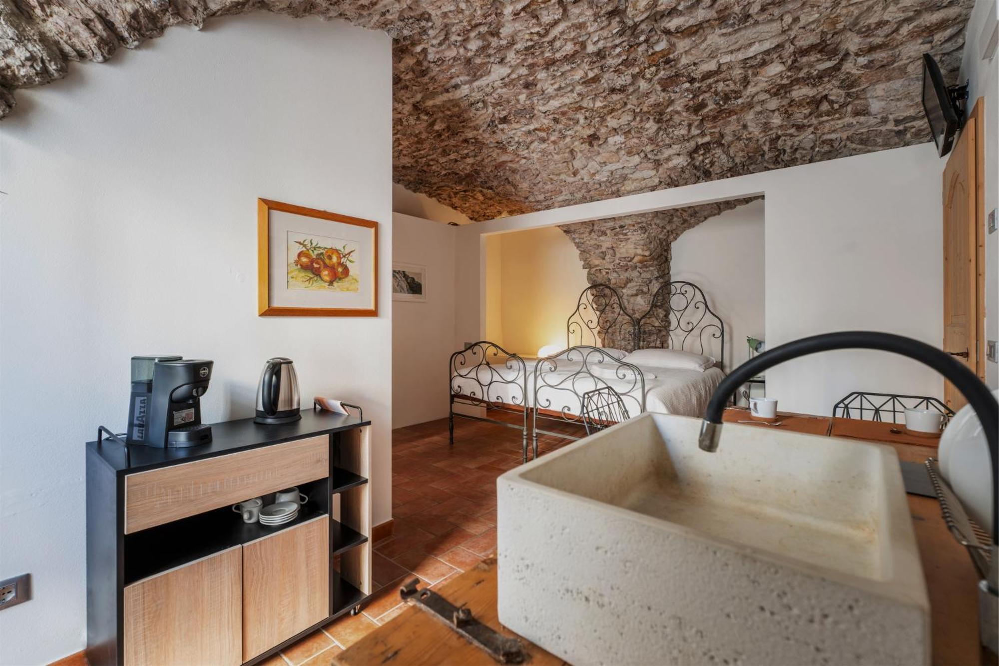 Pietra Rara Apartments Пиетрамурата Екстериор снимка