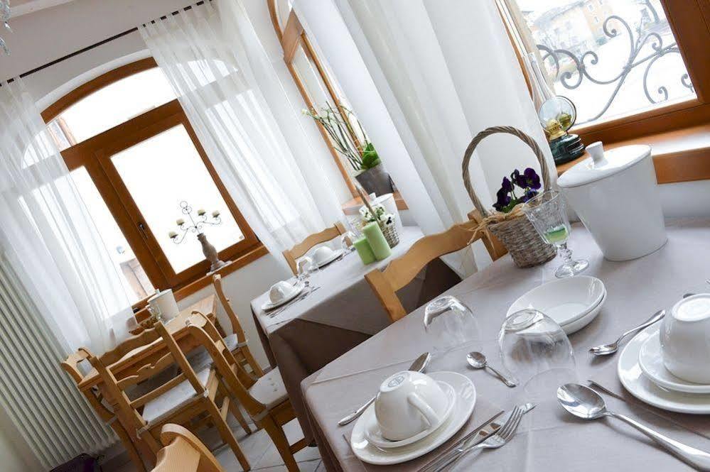 Pietra Rara Apartments Пиетрамурата Екстериор снимка